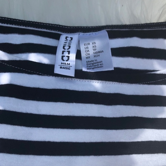 H&M LONG SLEEVE CROP TOP - Picture 2 of 2